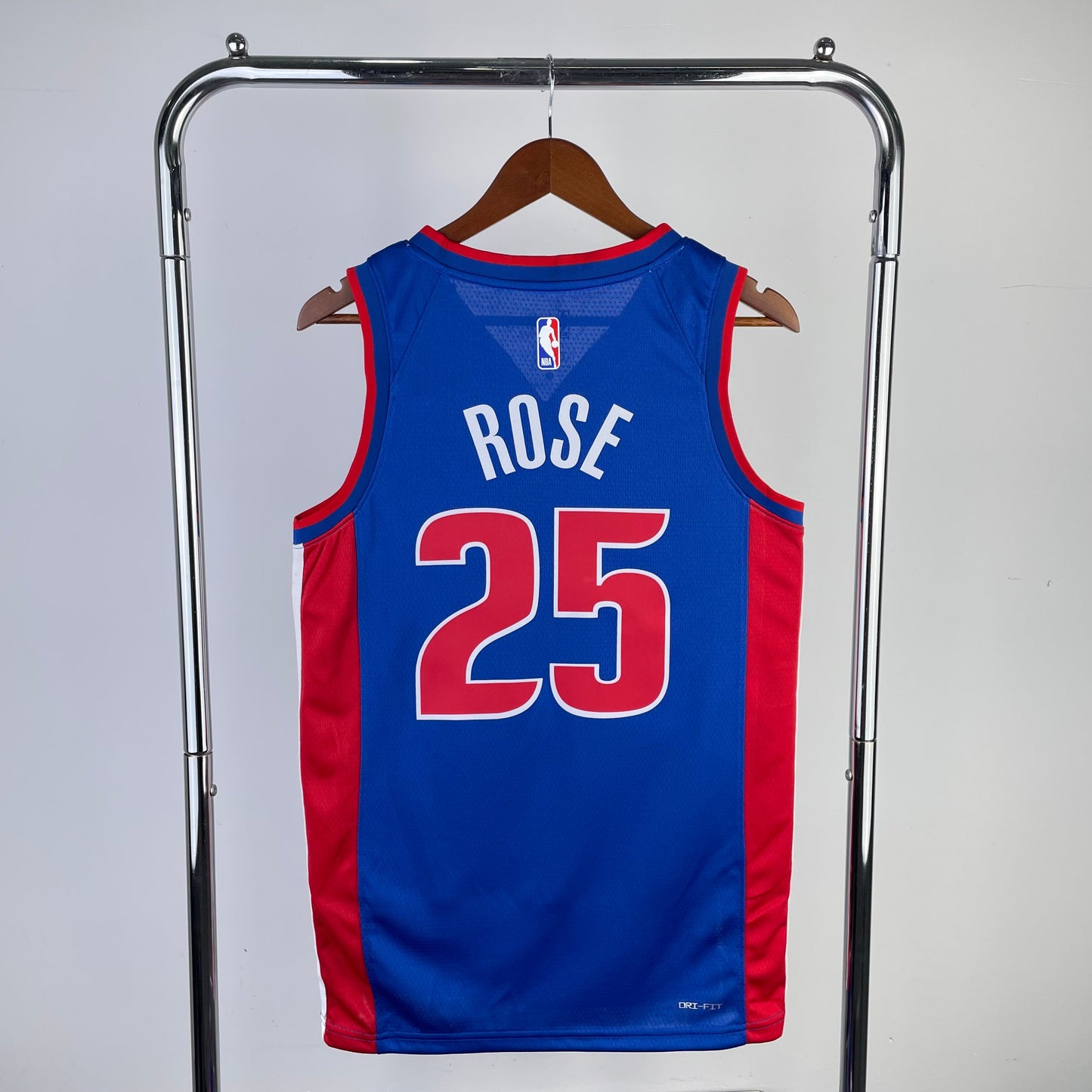 Detroit Pistons 23 (Retro Players)