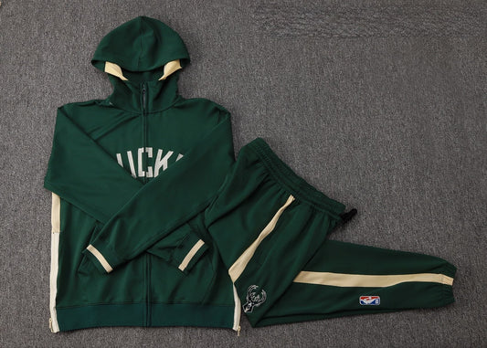 Milwaukee Bucks (Tracksuit)