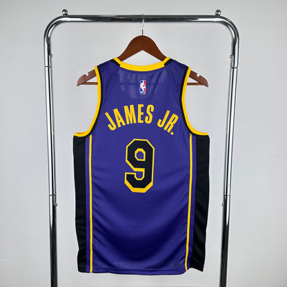 Los Angeles Lakers 23
